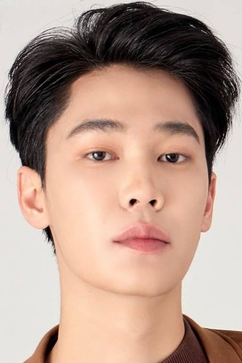 Dew Jirawat Sutivanichsak, the Thai actor who plays Kaye in Mr.Kill (2026)