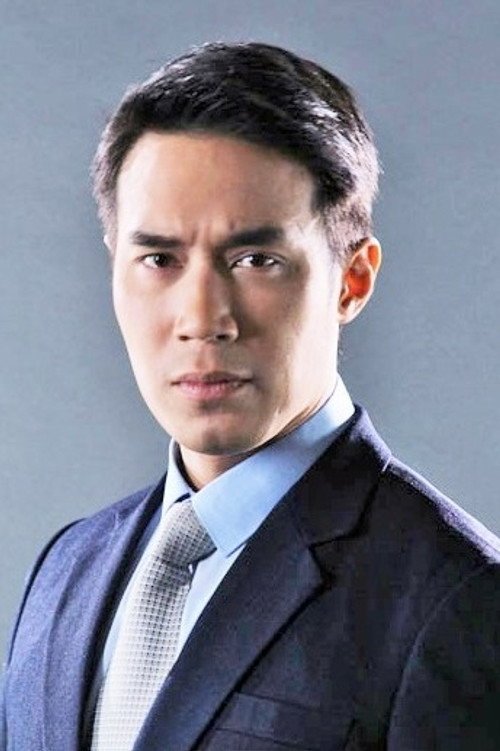 Dom Hetrakul, the Thai actor who plays Niran's father in the Thai BL series WEIRDO-101