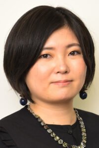 Erika Yoshida official photo - Japanese Queen-B screenwriter and novelist, writer of Cherry Magic!, Koisenu Futari, Tora ni Tsubasa, and BOCCHI THE ROCK!
