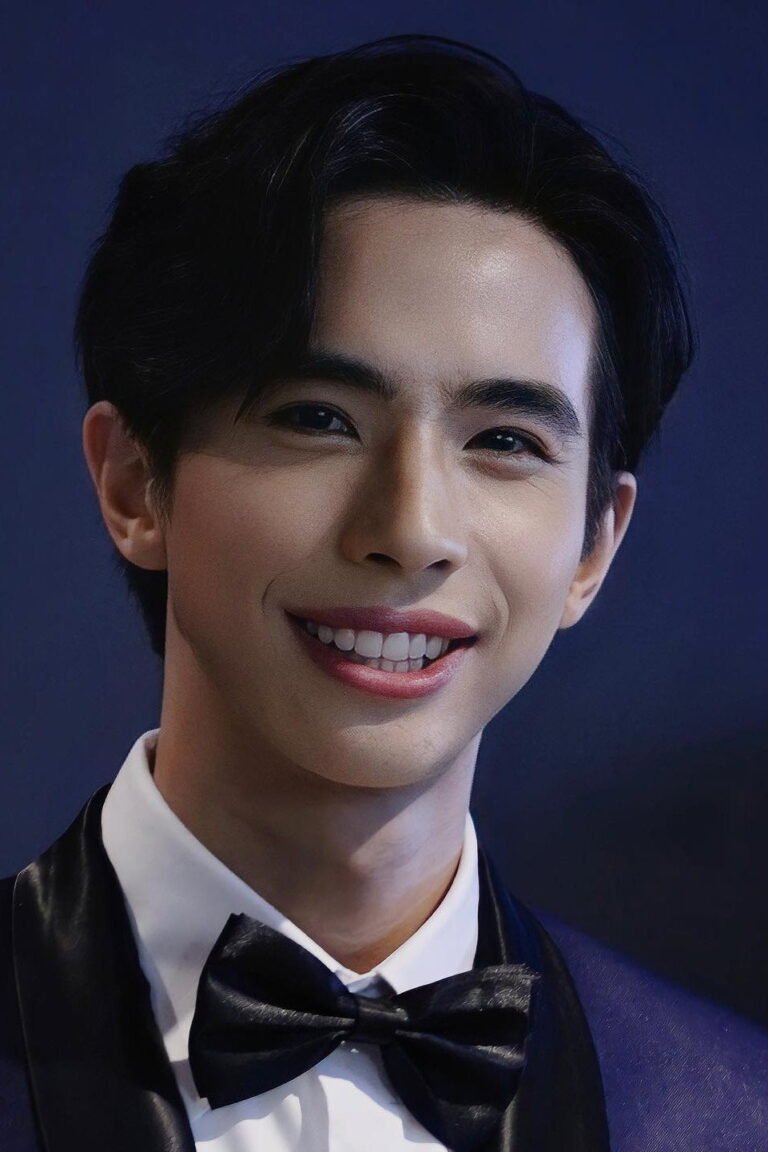 Hearth Chindanai Dechawaleekul official photo - Thai actor, star of One Year