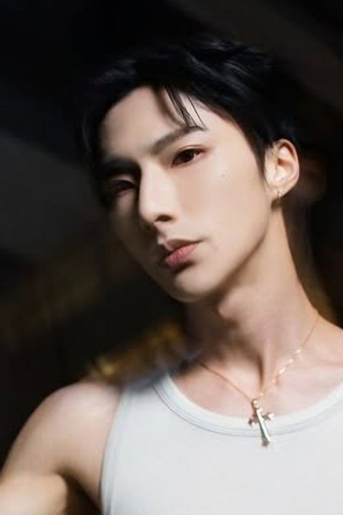 Hugo Wong Sing-cheuk, the Hong Kong actor who plays Lam Tung-sek in the BL series Ash