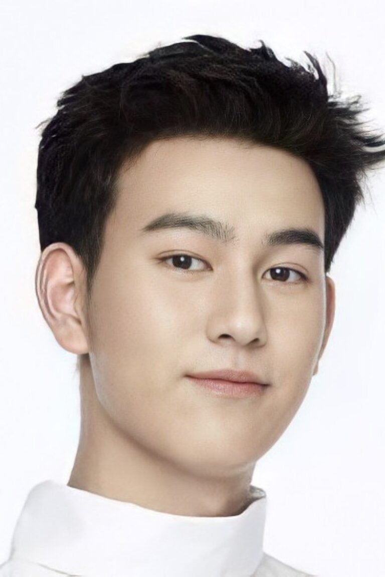 Ryu Ingkarat Damrongsakkul photo - Thai actor, Suphannahong award winner and Pete in Love of Silom (2026)