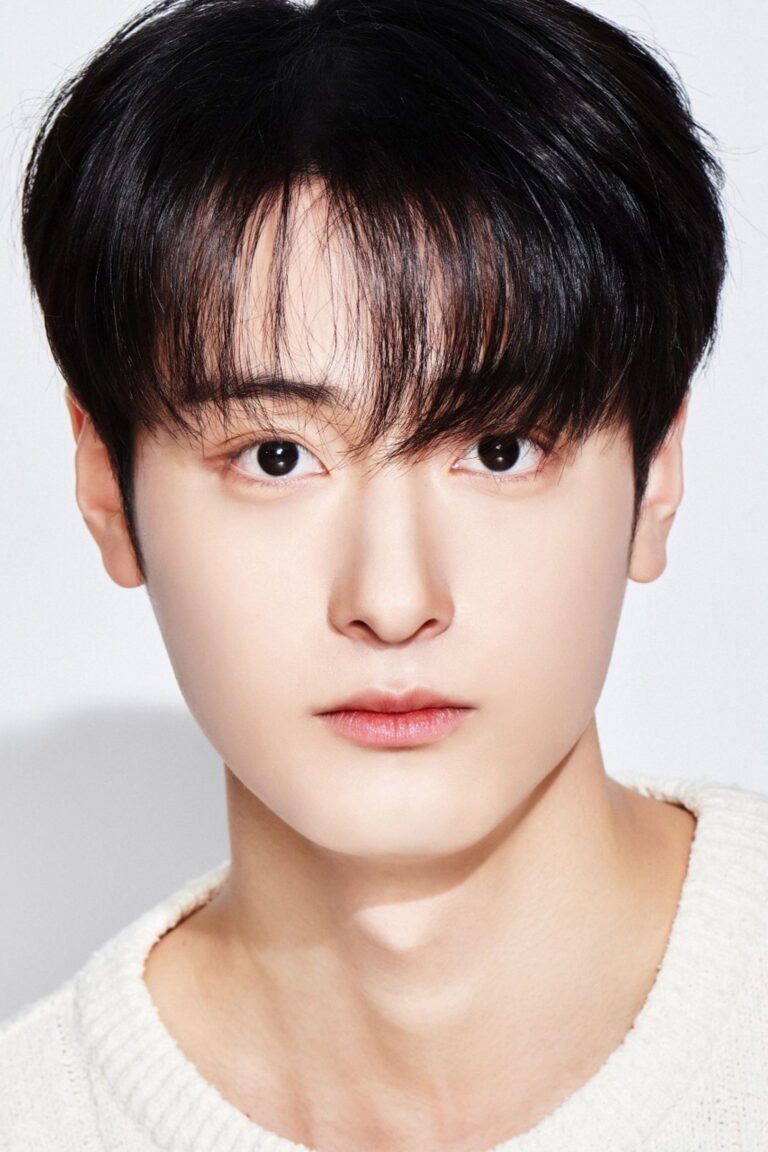 Lee Woo-jin official photo - South Korean GHOST9 idol actor, star of Love Class 3