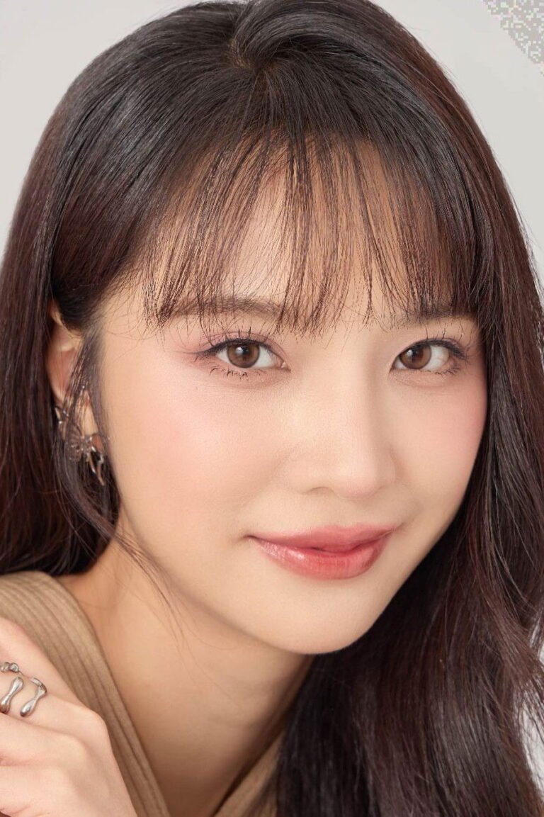 Jan Ployshompoo Supasap official photo - Thai GMMTV actress, star of SOTUS, Cherry Magic, and Fish Upon the Sky