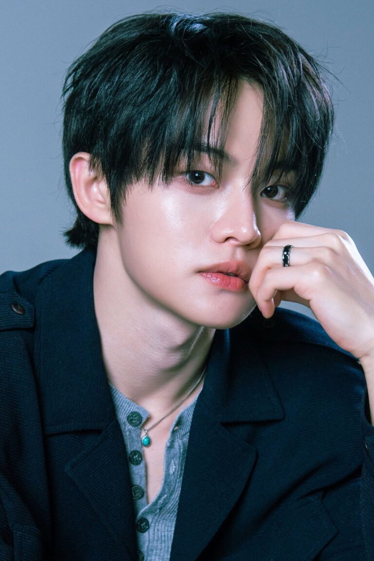 Jeon Min-wook official photo - South Korean actor and BAE173 member, star of Love Class Season 2