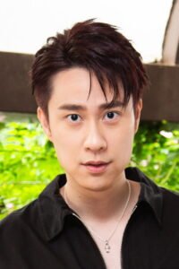 Lawrence Liu official photo - Taiwanese actor, star of Smile After Tears