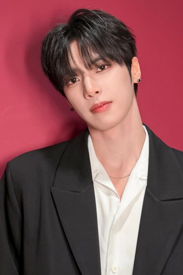 Lee Jae-jun official photo - South Korean J-Win Entertainment actor and singer, star of The Lie We Lived In (2026)