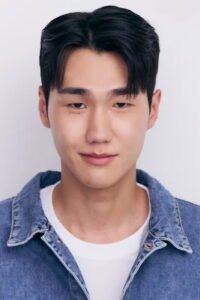 Lee Young-kyo official photo - South Korean actor, star of Love Class as Min-jae