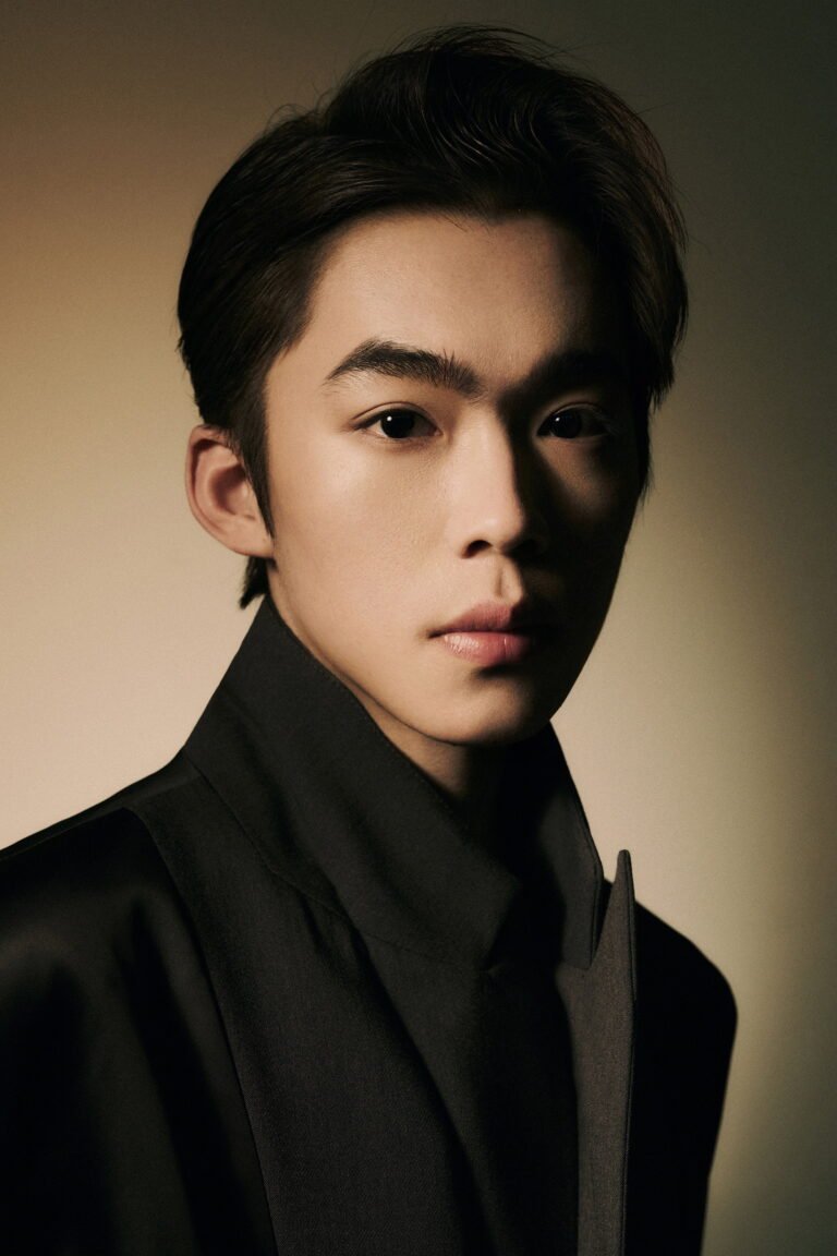 Li Youcheng official photo - Chinese actor, star of Journey With You