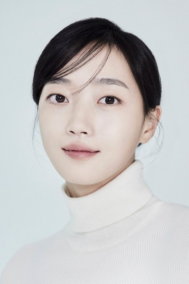 Oh Woo-ri, South Korean actress, Friendly Rivalry cast portrait