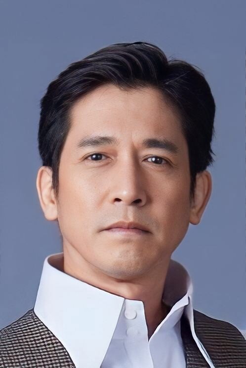 Tom Phollawat Manuprasert photo - veteran Thai actor, Pitak in Love of Silom and star of In Family We Trust