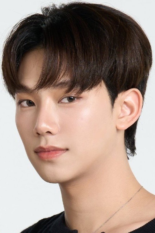 SaengNuea Jitaboon Ngamboonyarak official photo - Thai actor, star of Your Dear Daddy, Dinosaur Love