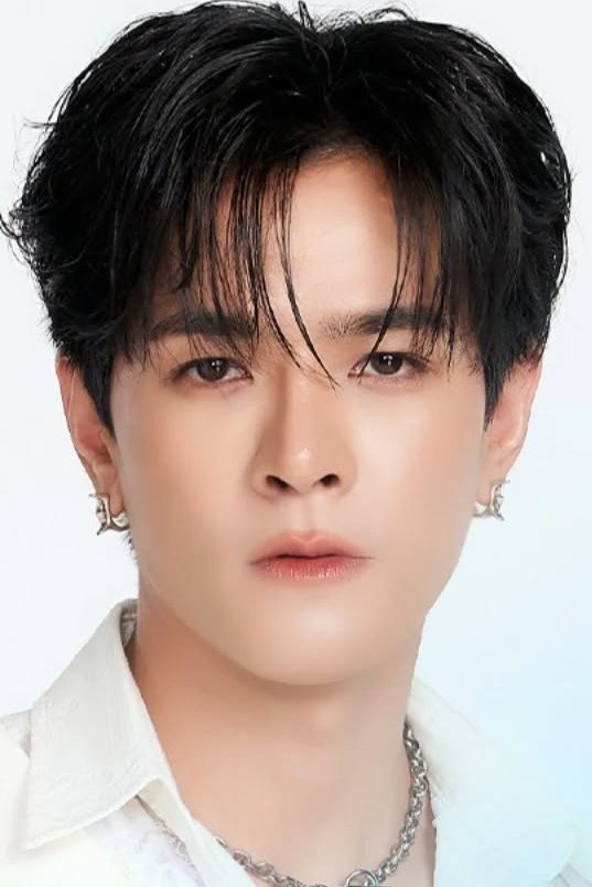 Sorntast Buangam official photo - Thai actor, star of ChermChey as Araya