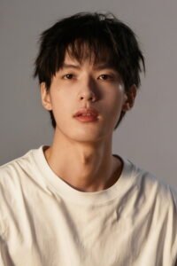 Tang Bide official photo - Chinese actor, star of Journey With You