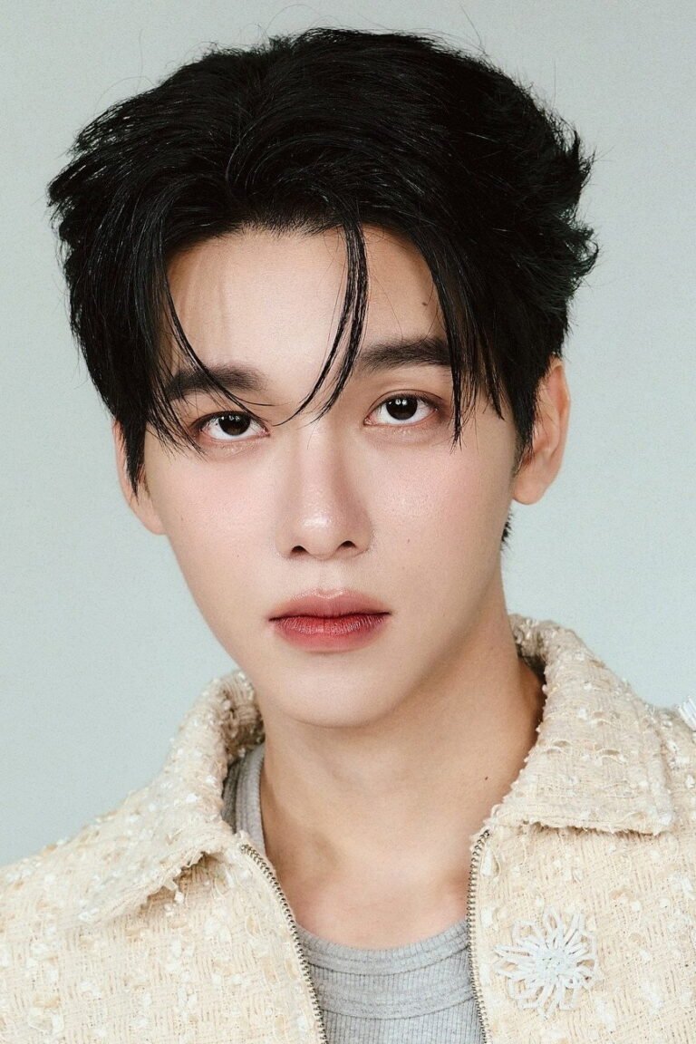 Thanakrit Chiamchunya official photo - Thai actor, star of ChermChey as Chen Nai