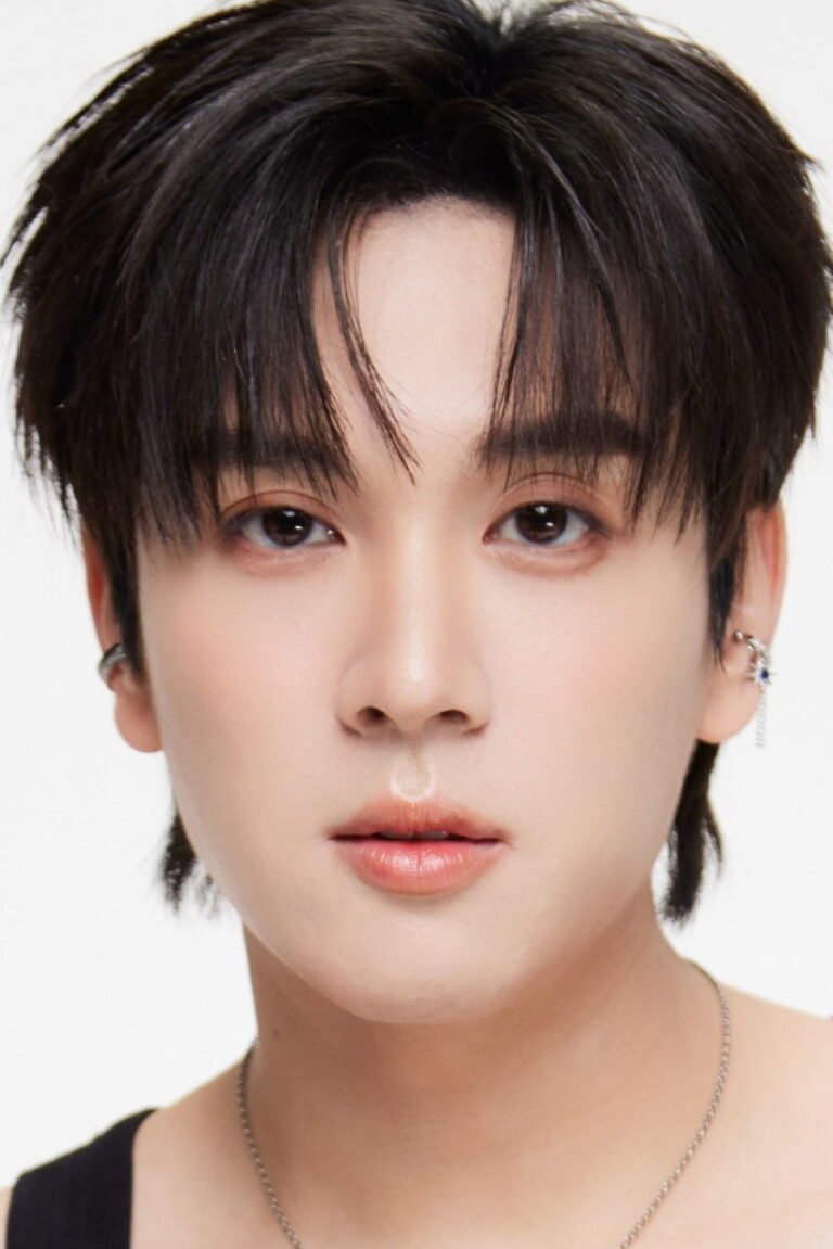 Thanapon Aiemkumchai, known as Pon, the Thai Change2561 actor and singer who plays Sun in The Crow Club