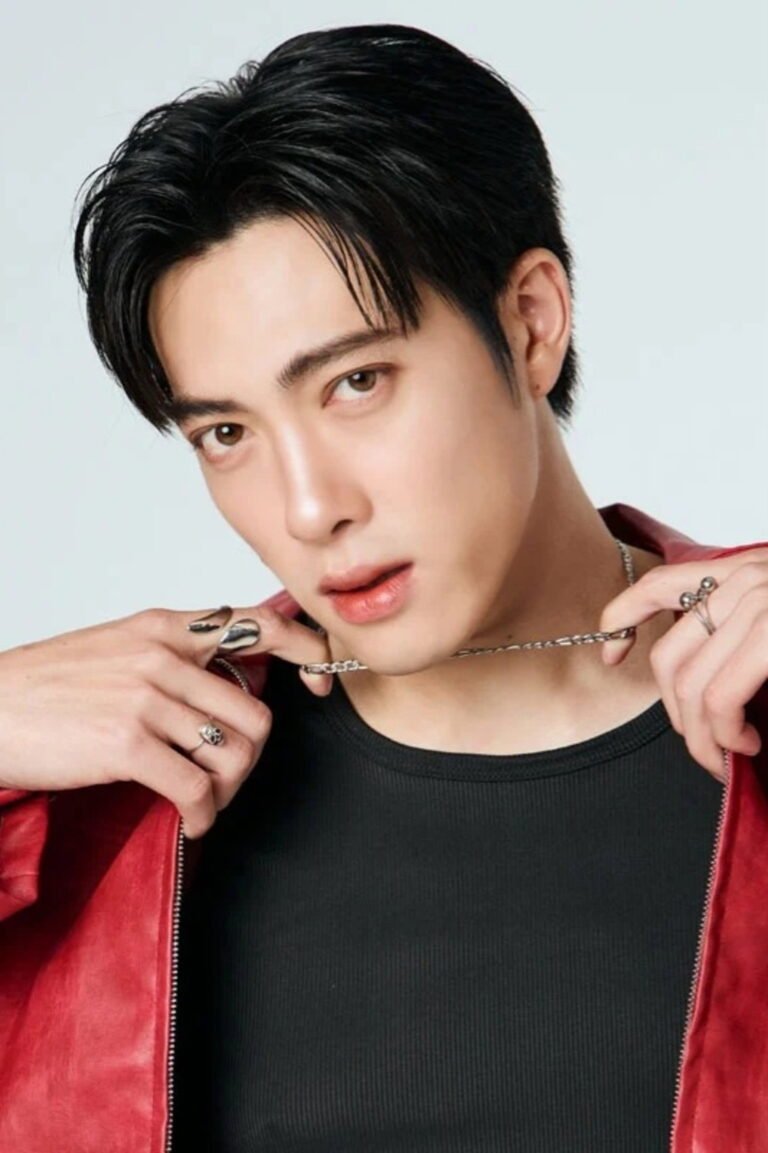 Thinnaphan Tantui official photo - Thai GMMTV actor, star of When Oranges Fall
