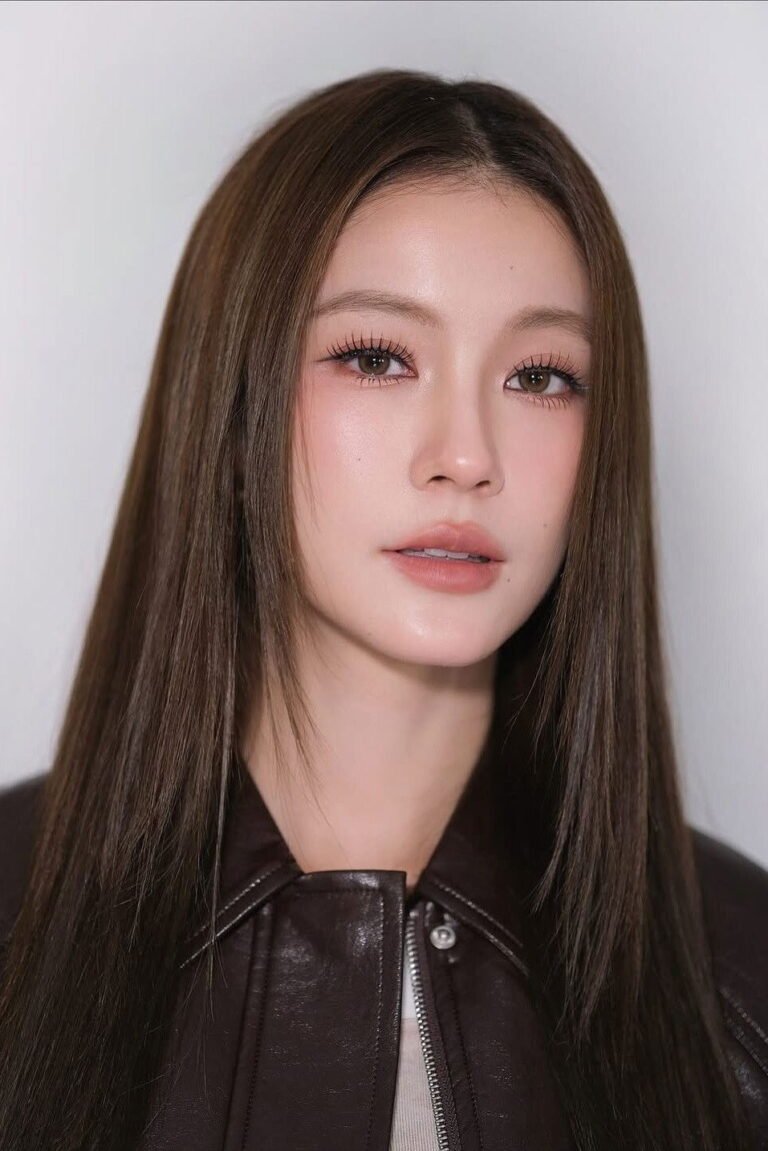 Tipnaree Weerawatnodom - Namtan - Thai actress, GMMTV, Pluto the Series