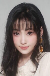 Zhang Ruiyi official photo - Chinese actress, star of Lost to You